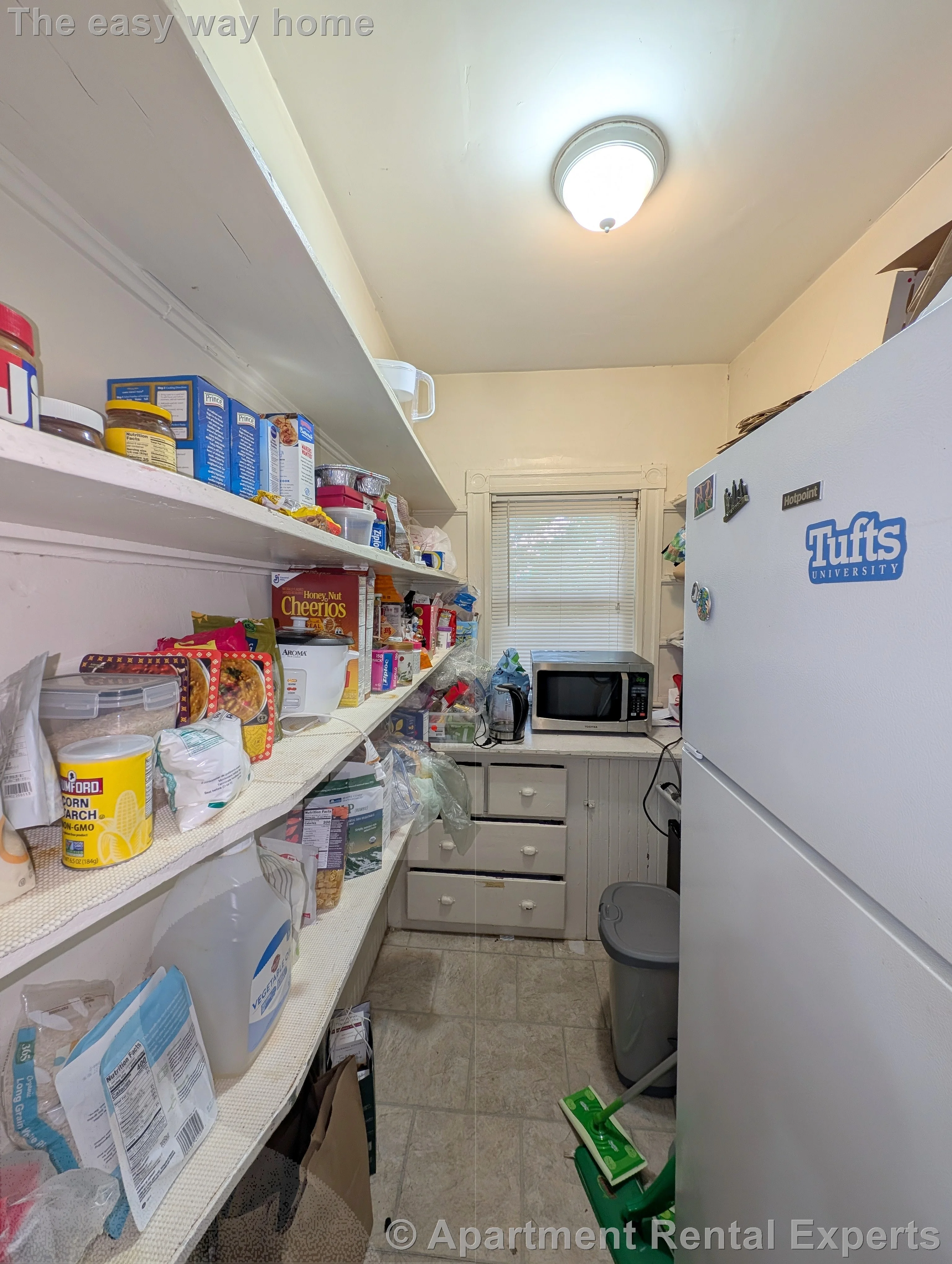 4 bed, 1 bath apartment for rent at 300 Boston Ave Unit 1, Tufts — photo 4 of 19