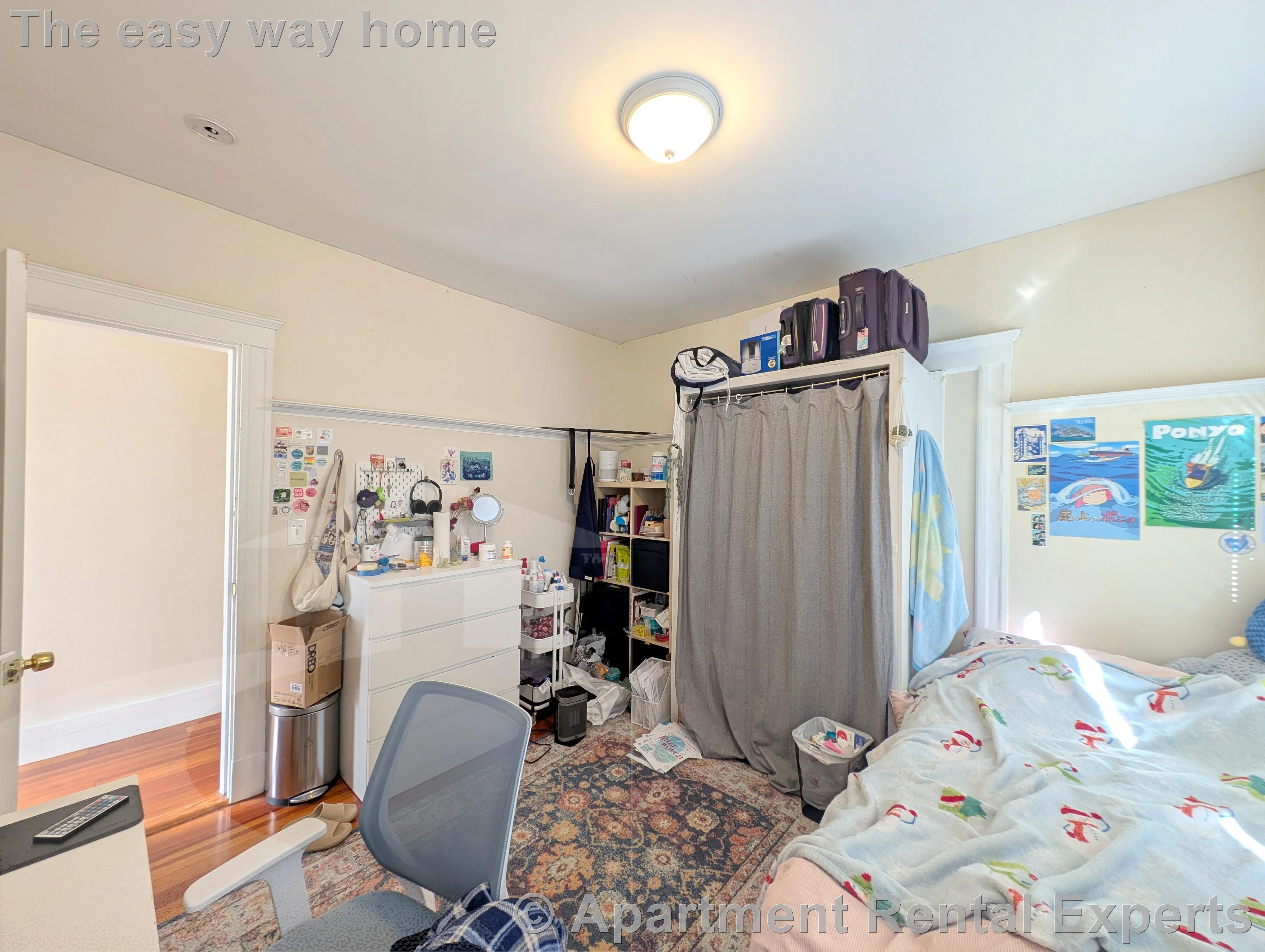 4 bed, 1 bath apartment for rent at 300 Boston Ave Unit 2, Tufts — photo 4 of 21