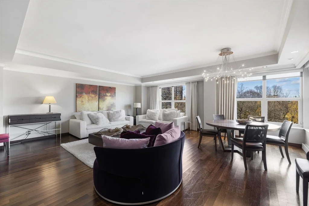 2 bed, 2 bath apartment for rent at 300 Boylston Unit 505, Back Bay