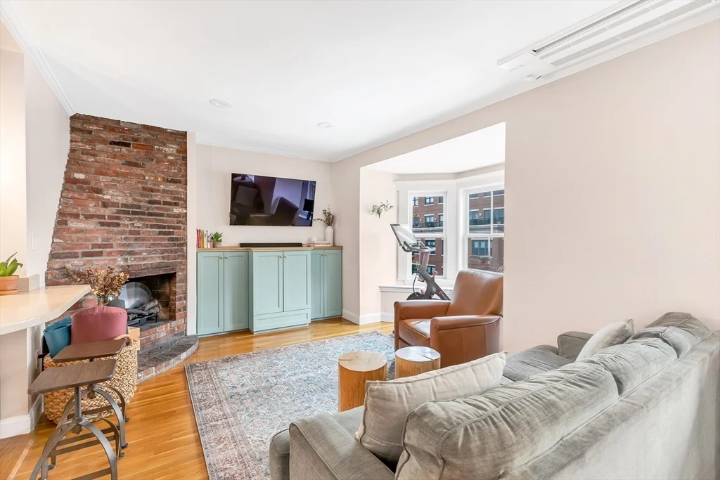 2 bed, 1 bath apartment for rent at 300 Columbus Ave Unit 5, South End — photo 6 of 20