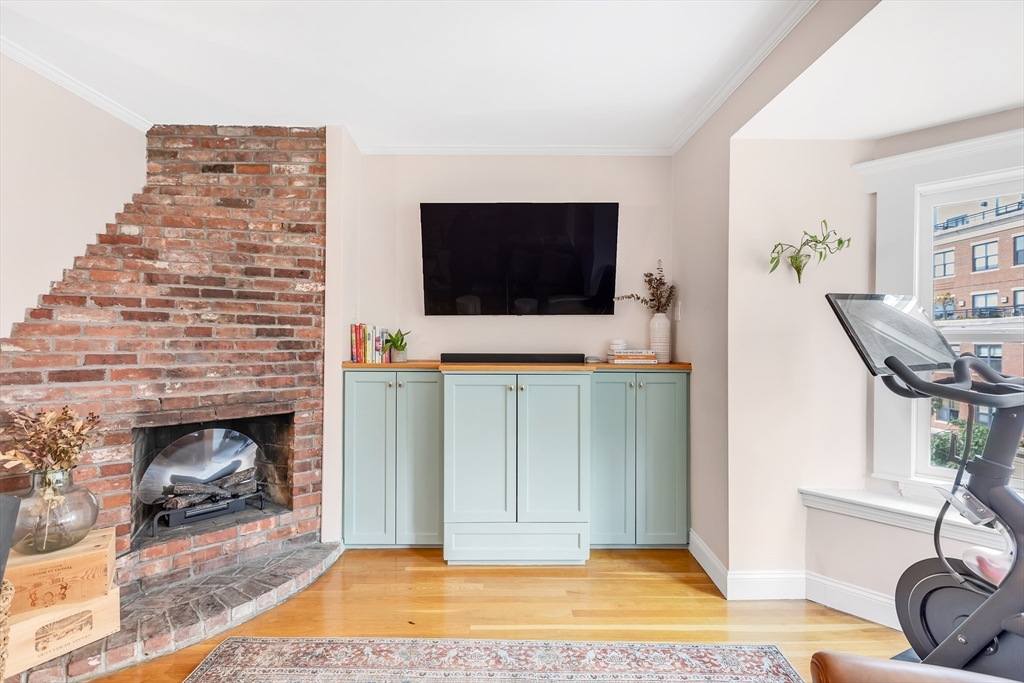 2 bed, 1 bath apartment for rent at 300 Columbus Ave Unit 5Ph, South End — photo 3 of 25