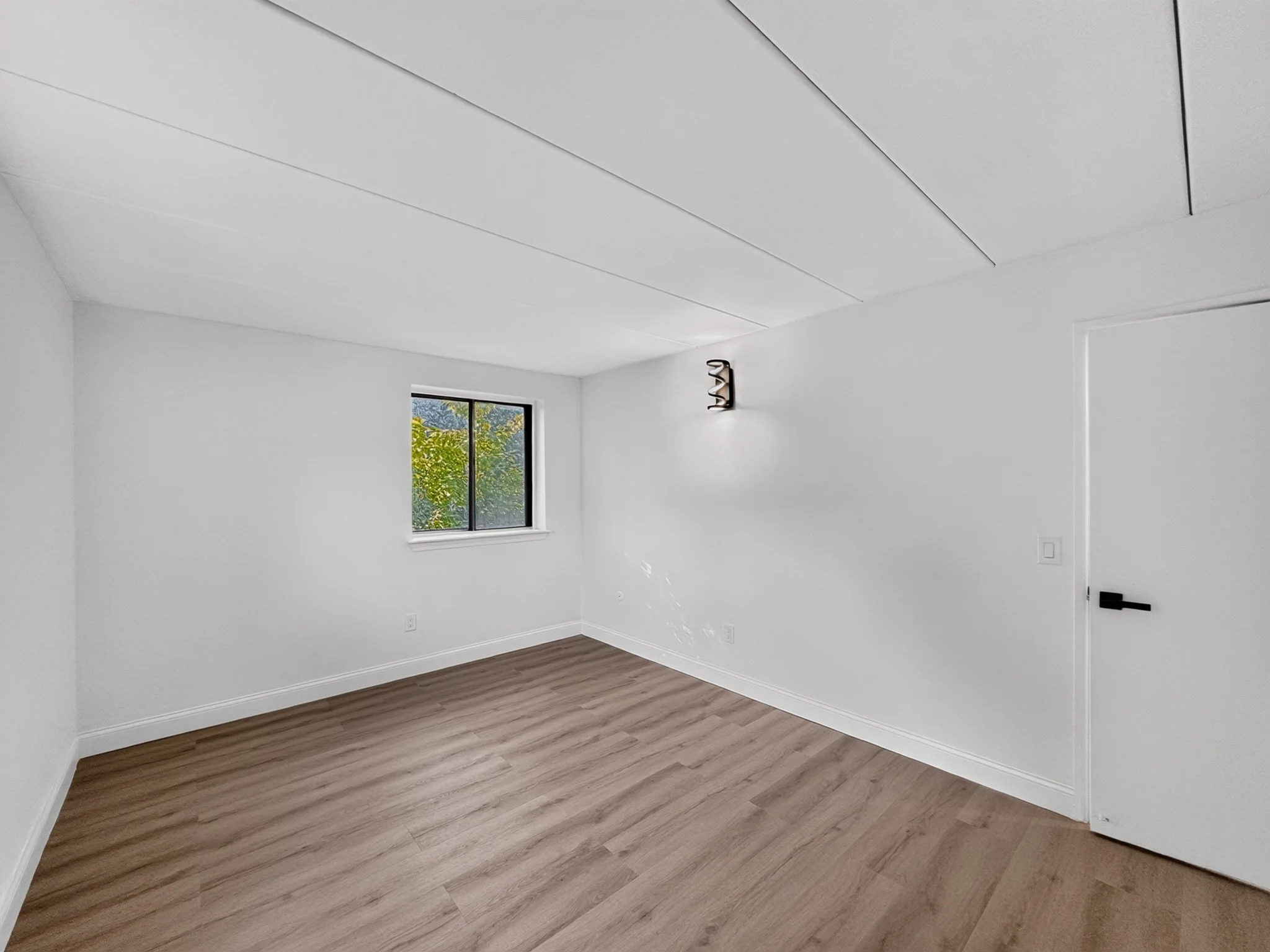 2 bed, 1 bath apartment for rent at 300 Commercial St Unit 23, Braintree — photo 14 of 21