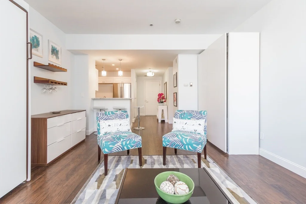 Studio bed, 1 bath apartment for rent at 300 Commercial St Unit 402, North End — photo 5 of 15