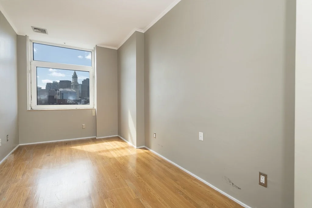 1 bed, 1 bath apartment for rent at 300 Commercial St Unit 606, North End — photo 6 of 23