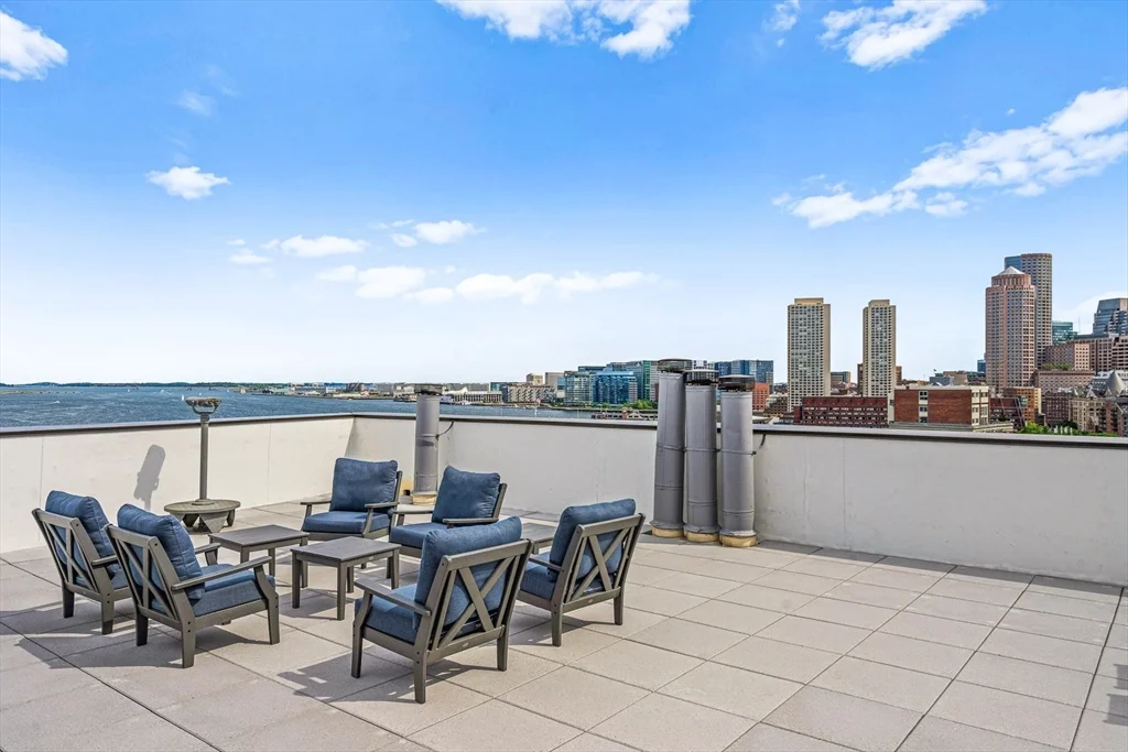 1 bed, 1 bath apartment for rent at 300 Commercial St Unit 606, North End — photo 20 of 23
