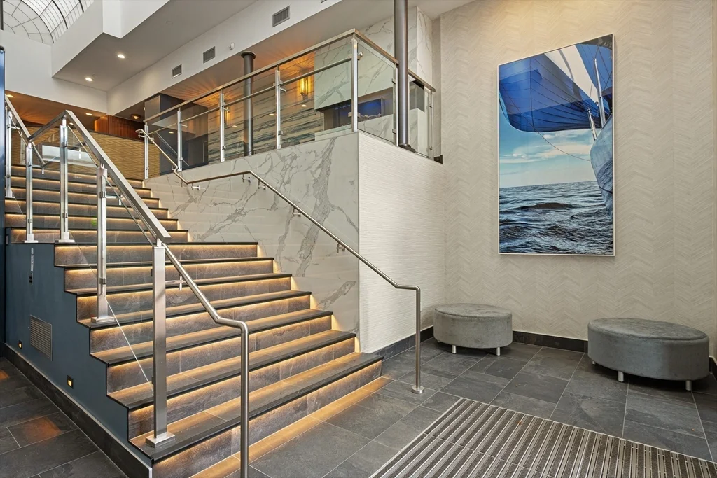 2 bed, 1 bath apartment for rent at 300 Commercial St Unit 709, Waterfront — photo 24 of 38