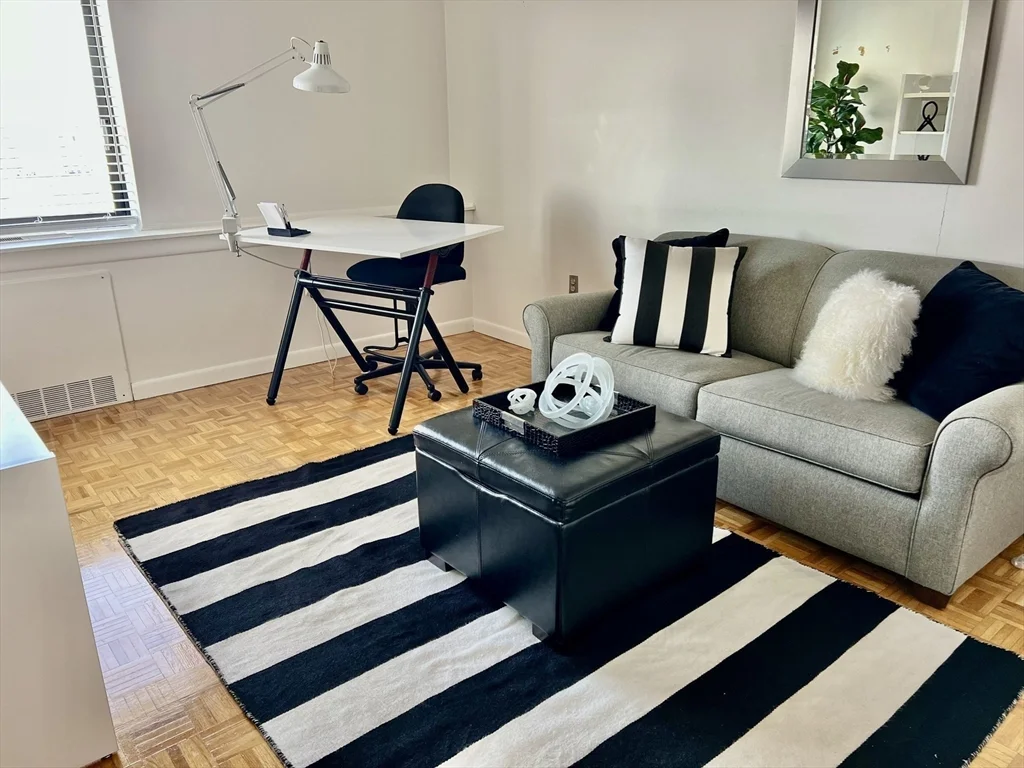 2 bed, 2 bath apartment for rent at 300 Lynn Shore Dr Unit 802, Lynn — photo 14 of 29