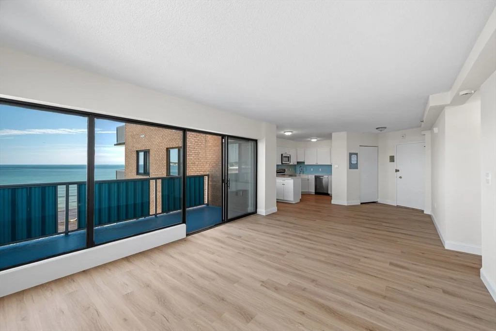 2 bed, 2 bath apartment for rent at 300 Lynnshore Dr Unit 911, Diamond District — photo 9 of 29