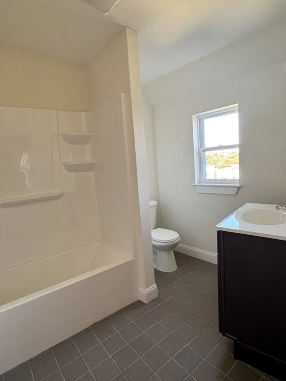 Studio bed, 1 bath apartment for rent at 300 Main St Unit 6, Southbridge — photo 8 of 8