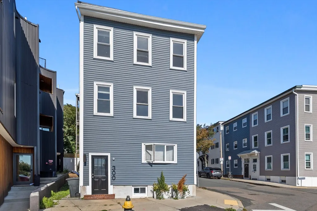 2 bed, 1 bath apartment for rent at 300 Marginal St Unit 2, East Boston — photo 18 of 19