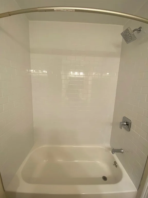 2 bed, 1 bath apartment for rent at 300 Maverick Unit 1, East Boston — photo 19 of 19