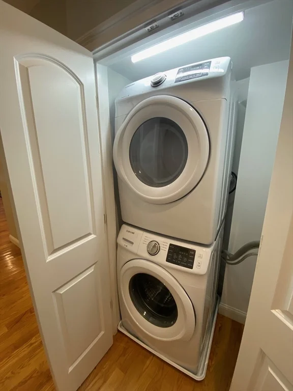 2 bed, 1 bath apartment for rent at 300 Maverick Unit 1, East Boston — photo 17 of 19