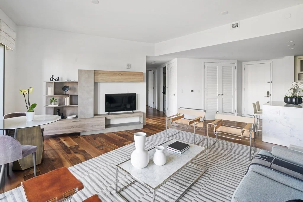 2 bed, 2 bath apartment for rent at 300 Pier 4 Blvd Unit 2M, Seaport District — photo 6 of 31
