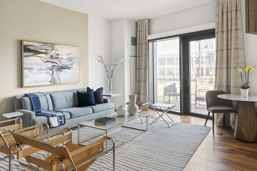 2 bed, 2 bath apartment for rent at 300 Pier 4 Blvd Unit 2M, Seaport District — photo 2 of 31