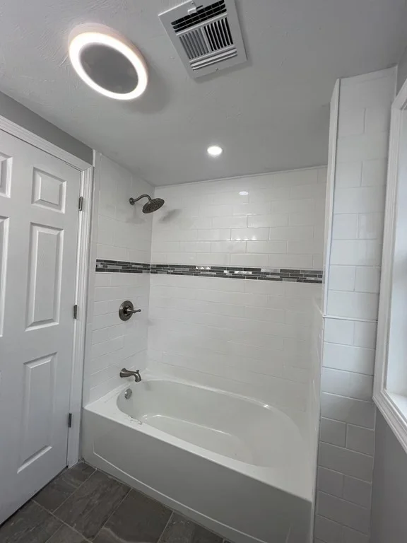 2 bed, 1 bath apartment for rent at 300 Quincy Ave Unit 1, Braintree — photo 7 of 9