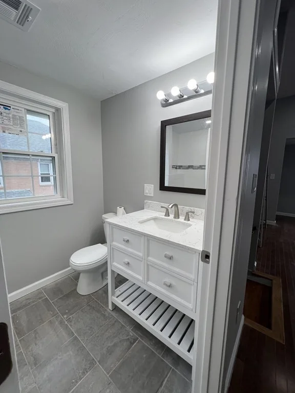 2 bed, 1 bath apartment for rent at 300 Quincy Ave Unit 1, Braintree — photo 8 of 9