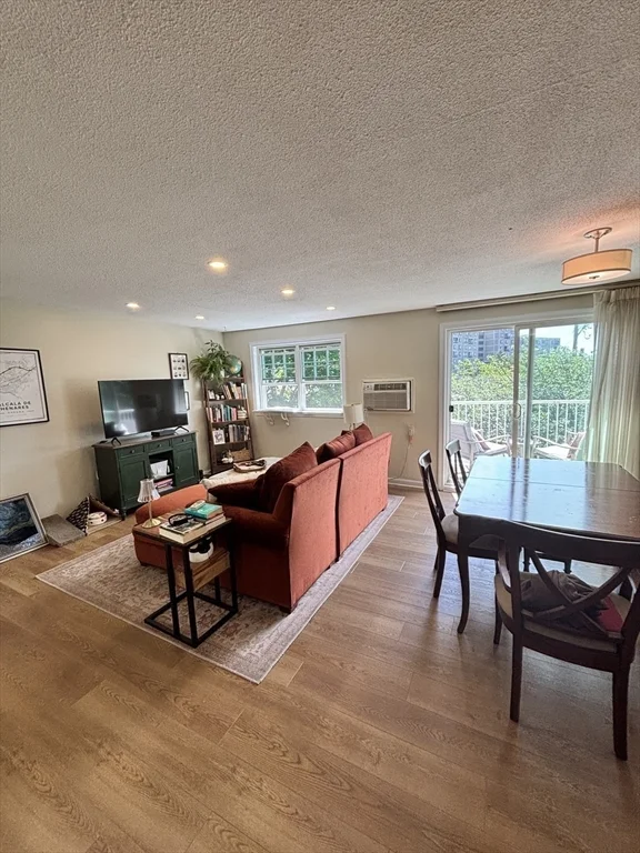 2 bed, 1 bath apartment for rent at 300 River St Unit 11, North Weymouth — photo 4 of 20