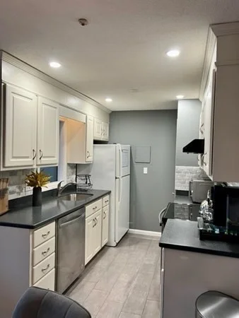 2 bed, 1 bath apartment for rent at 300 River St Unit 12, Weymouth