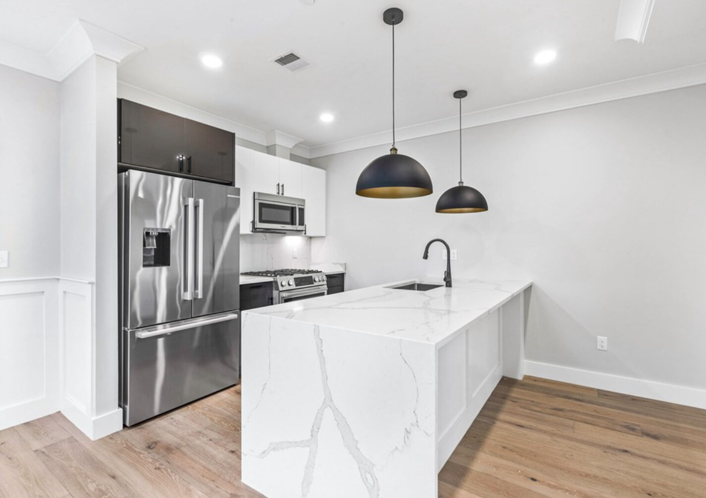 2 bed, 1.5 bath apartment for rent at 300 Somerville Ave Unit 300, Ward Two — photo 22 of 37
