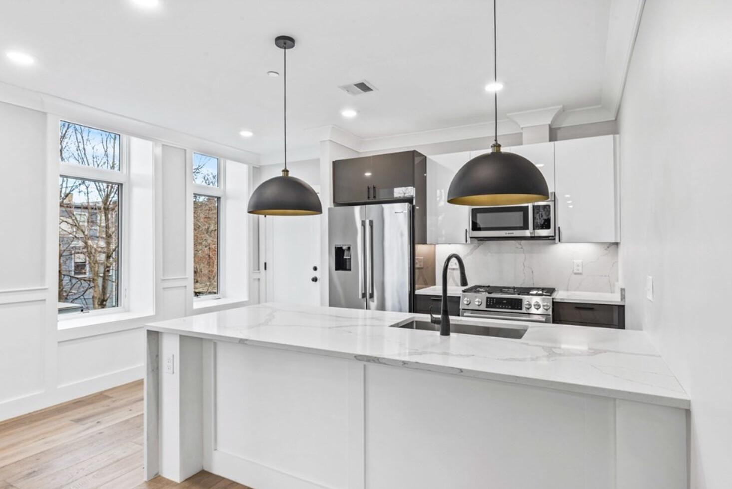 2 bed, 1.5 bath apartment for rent at 300 Somerville Ave Unit 300, Ward Two — photo 23 of 37
