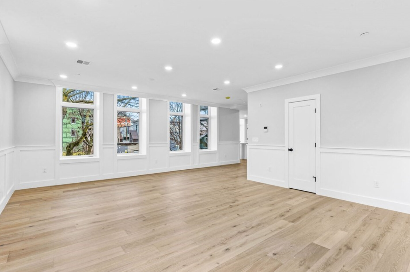 2 bed, 1.5 bath apartment for rent at 300 Somerville Ave Unit 300, Ward Two — photo 29 of 37