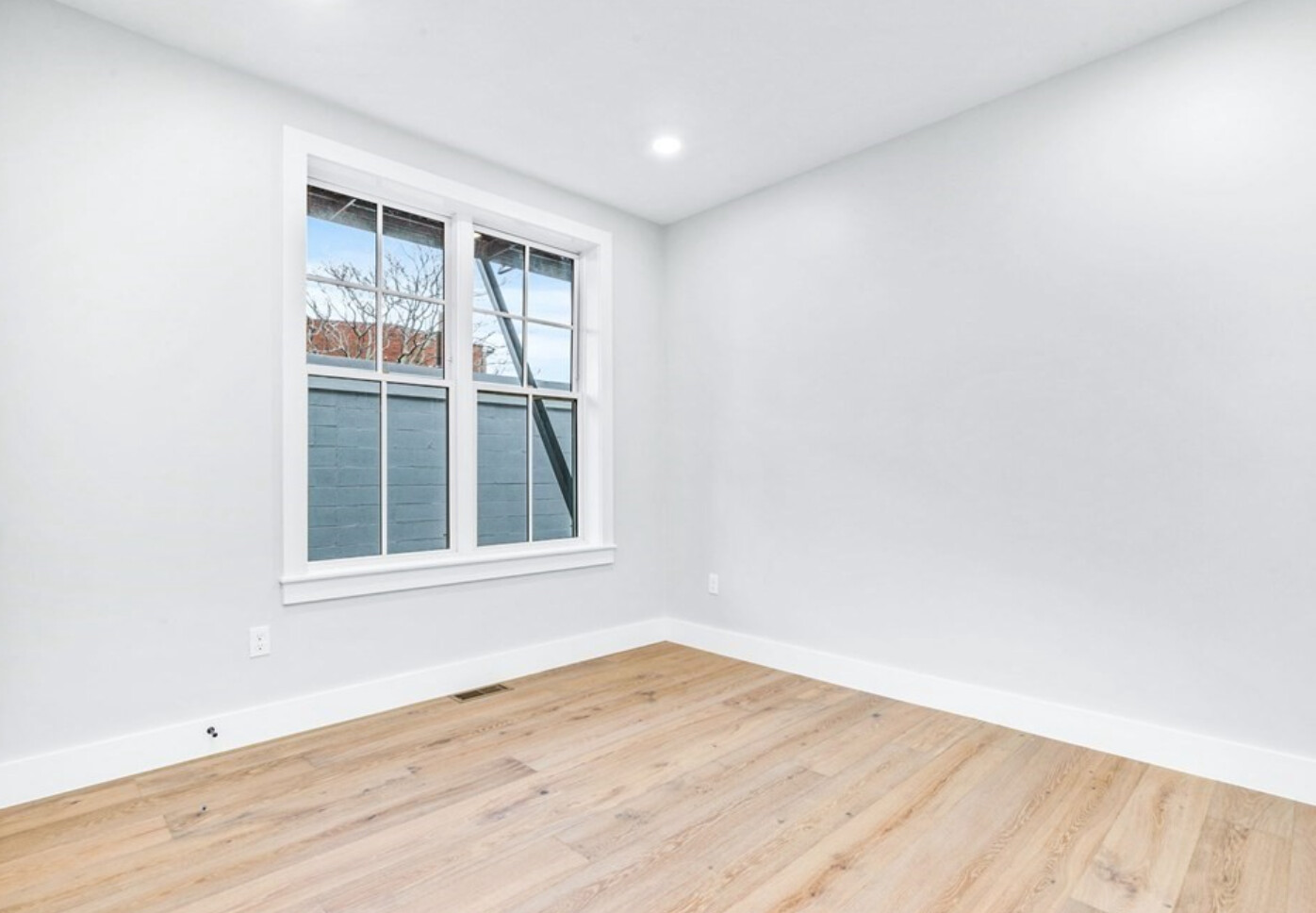 2 bed, 1.5 bath apartment for rent at 300 Somerville Ave Unit 300B, Ward Two — photo 9 of 16
