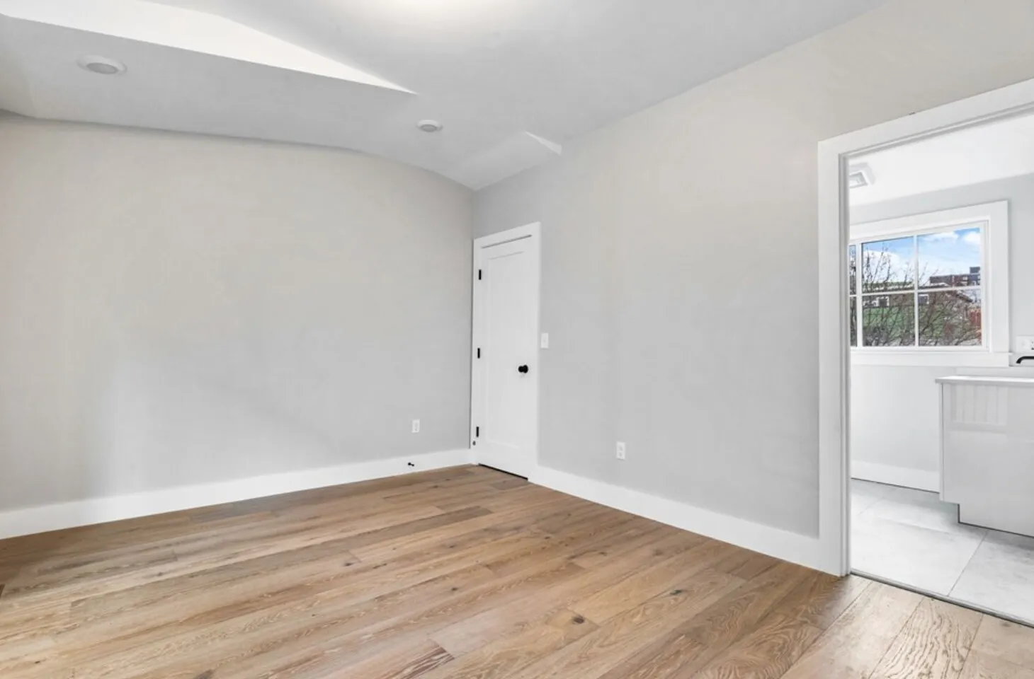 2 bed, 2.5 bath apartment for rent at 300 Somerville Ave Unit G, Ward Two — photo 9 of 18