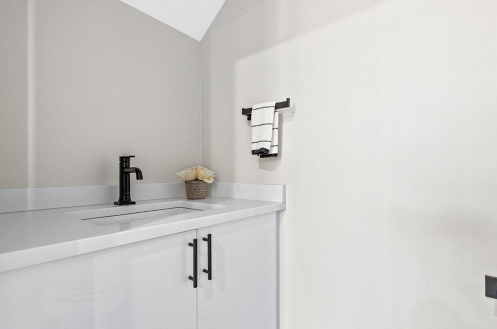 2 bed, 2.5 bath apartment for rent at 300 Somerville Ave Unit I, Ward Two — photo 25 of 25