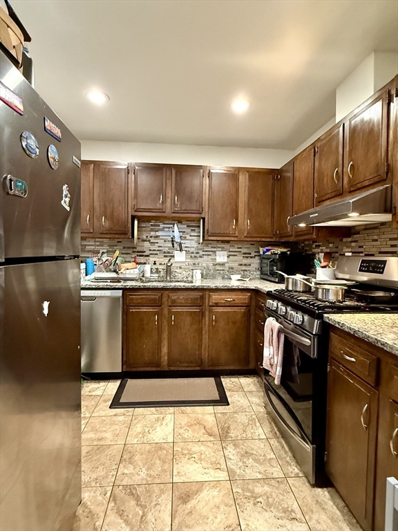 2 bed, 2 bath apartment for rent at 300 Tremont St Unit 9, Newton — photo 3 of 14