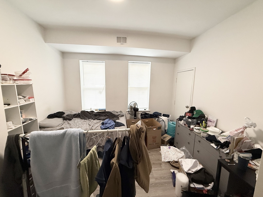 4 bed, 2 bath apartment for rent at 303 Dudley St Unit 1, Roxbury — photo 4 of 8