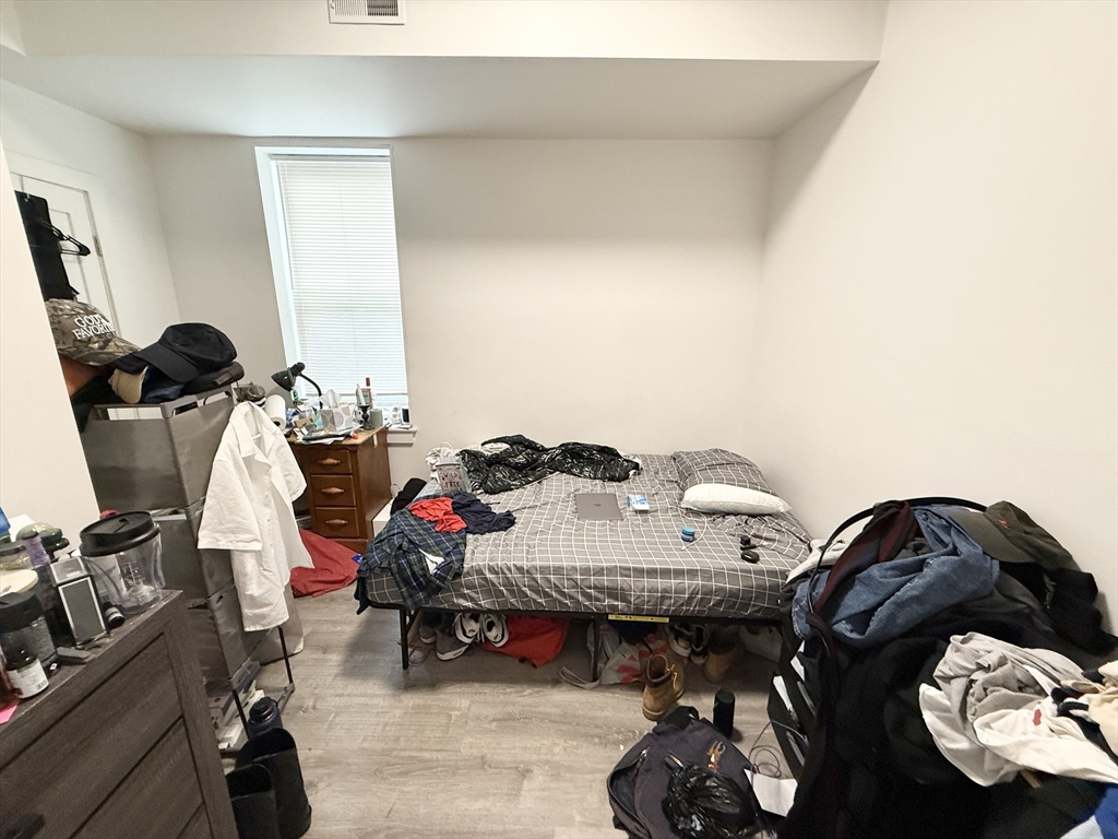 4 bed, 2 bath apartment for rent at 303 Dudley St Unit 1, Roxbury — photo 3 of 8