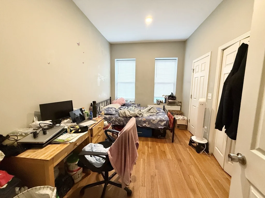 4 bed, 2 bath apartment for rent at 303 Dudley St Unit 3, Roxbury — photo 5 of 8