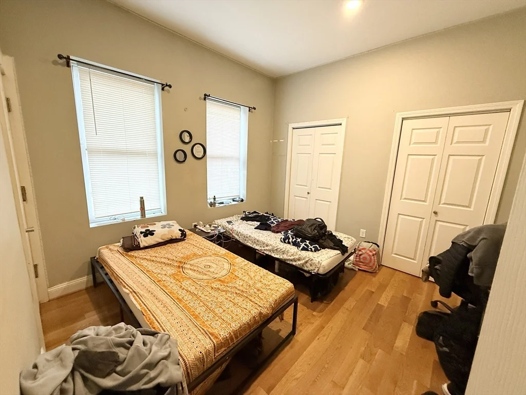 4 bed, 2 bath apartment for rent at 303 Dudley St Unit 3, Roxbury — photo 7 of 8