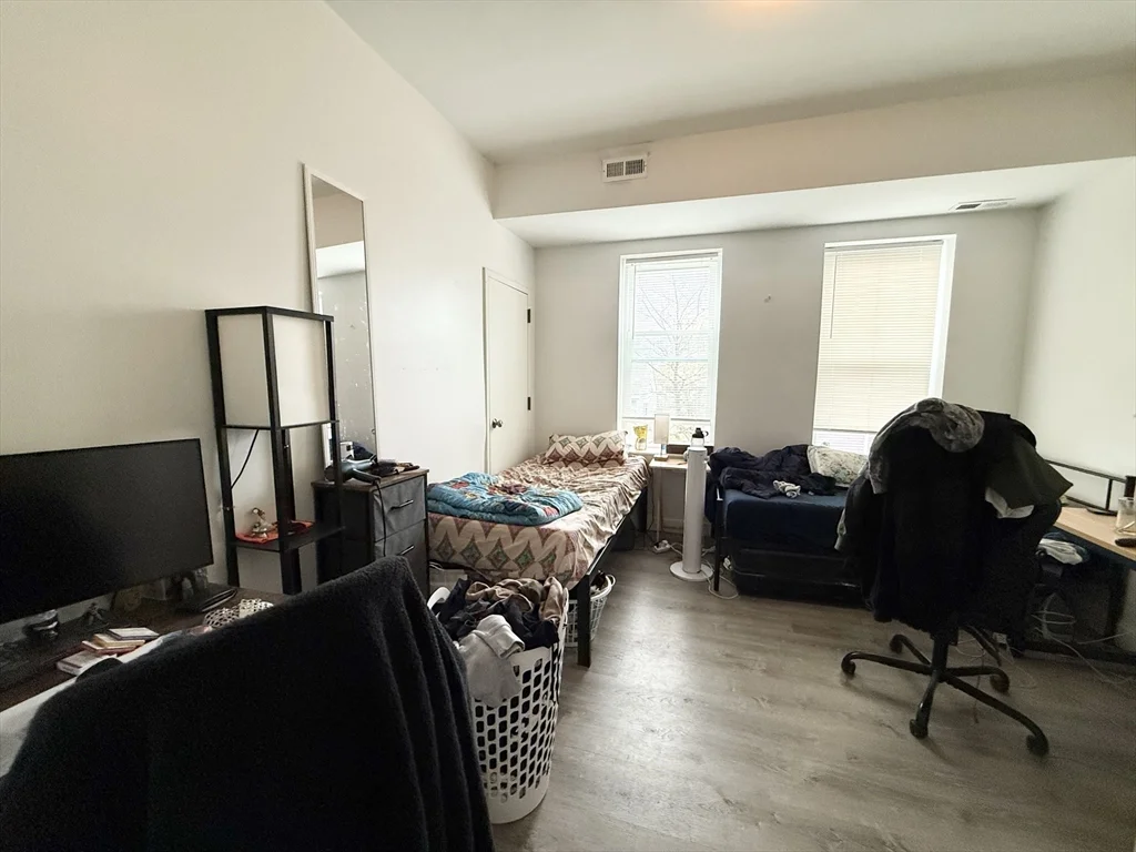 4 bed, 2 bath apartment for rent at 303 Dudley St Unit 4, Roxbury — photo 8 of 13