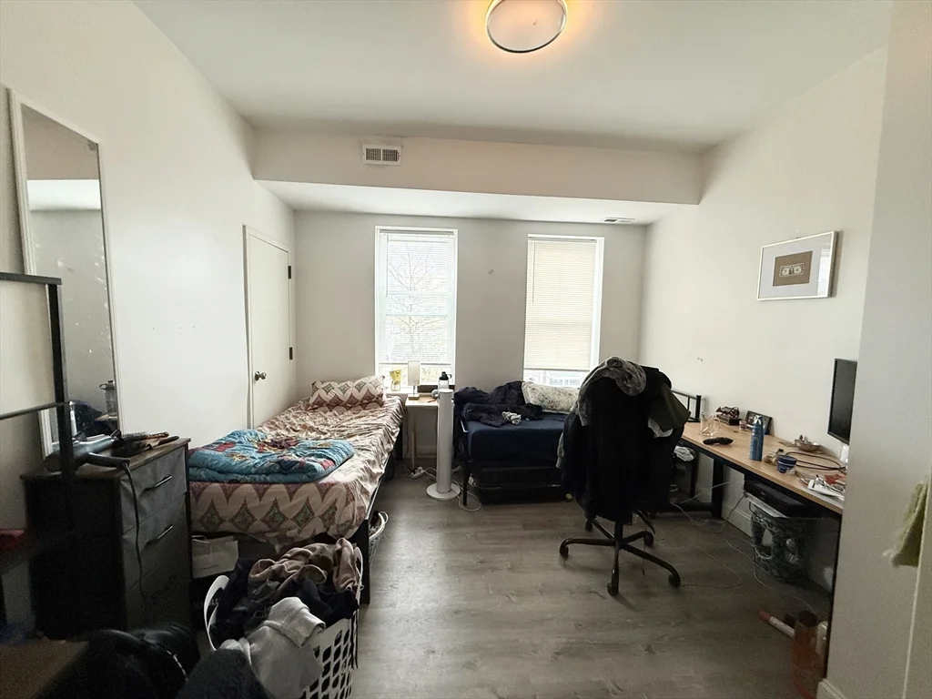 4 bed, 2 bath apartment for rent at 303 Dudley St Unit 4, Roxbury — photo 7 of 13