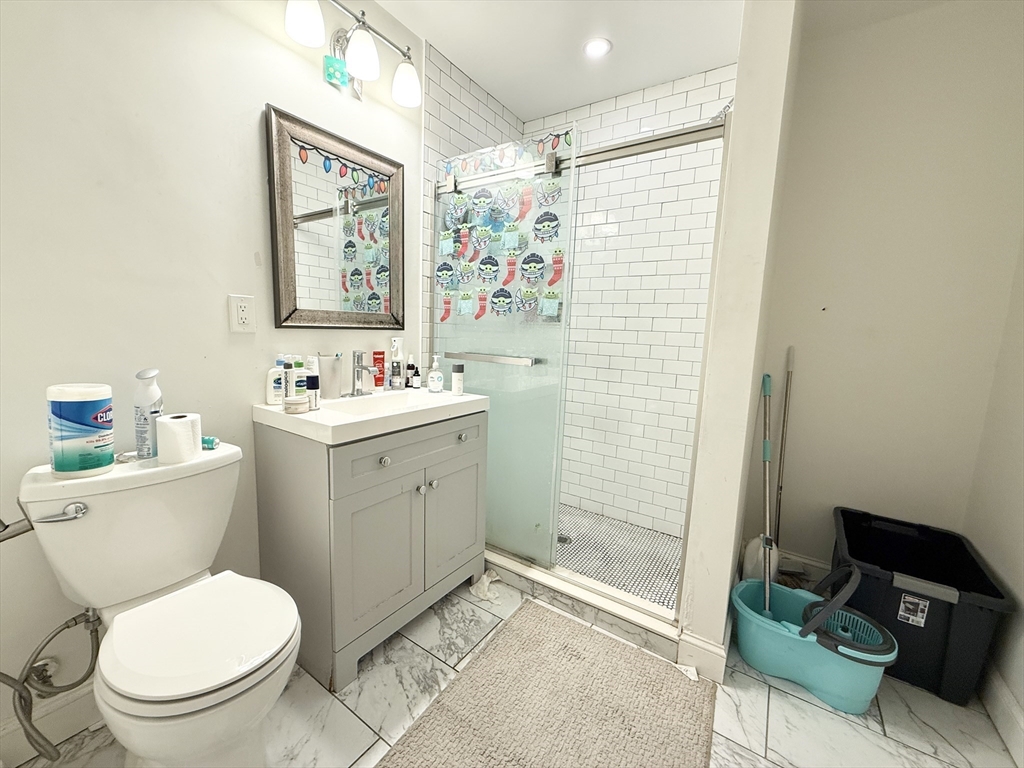 4 bed, 1 bath apartment for rent at 303 Dudley St Unit 8, Roxbury — photo 9 of 9
