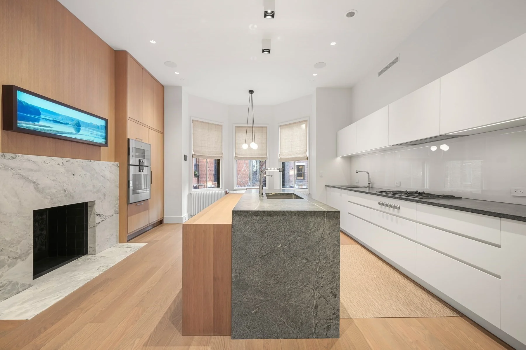 5 bed, 4+ bath apartment for rent at 301 Beacon St, Back Bay