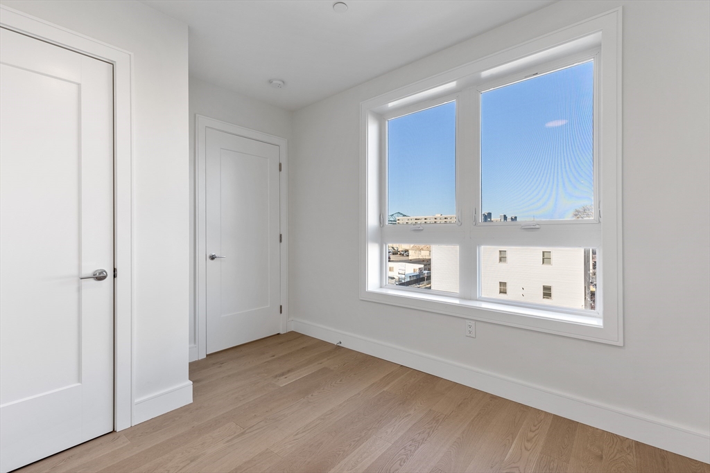 1 bed, 1 bath apartment for rent at 301 Border St Unit 301, Central Square — photo 10 of 24