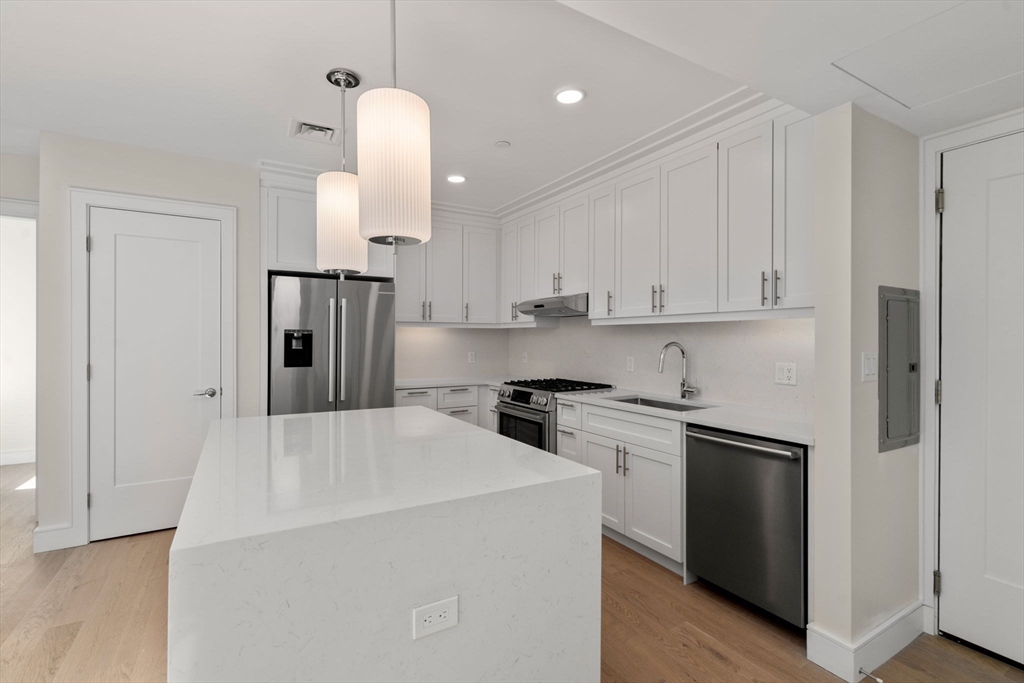 2 bed, 2 bath apartment for rent at 301 Border St Unit 303, Central Square — photo 4 of 24