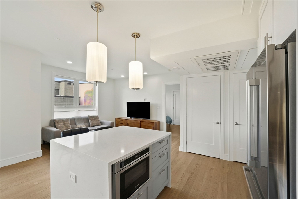 2 bed, 2 bath apartment for rent at 301 Border St Unit 410, East Boston — photo 9 of 33
