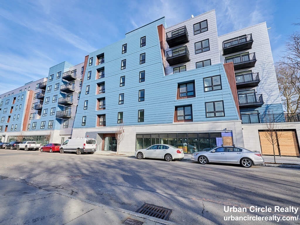 1 bed, 1 bath apartment for rent at 301 Border St Unit 508, Central Square — photo 12 of 18
