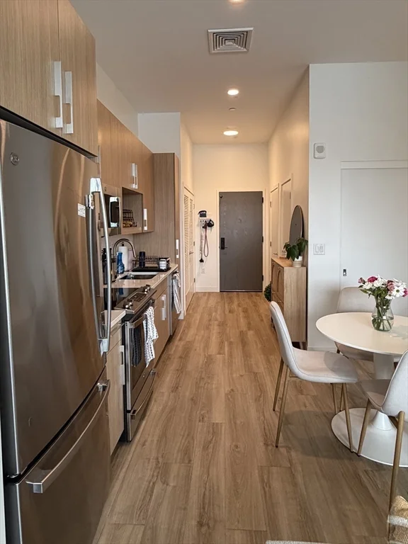 Studio bed, 1 bath apartment for rent at 301 Guest St Unit 304, Brighton
