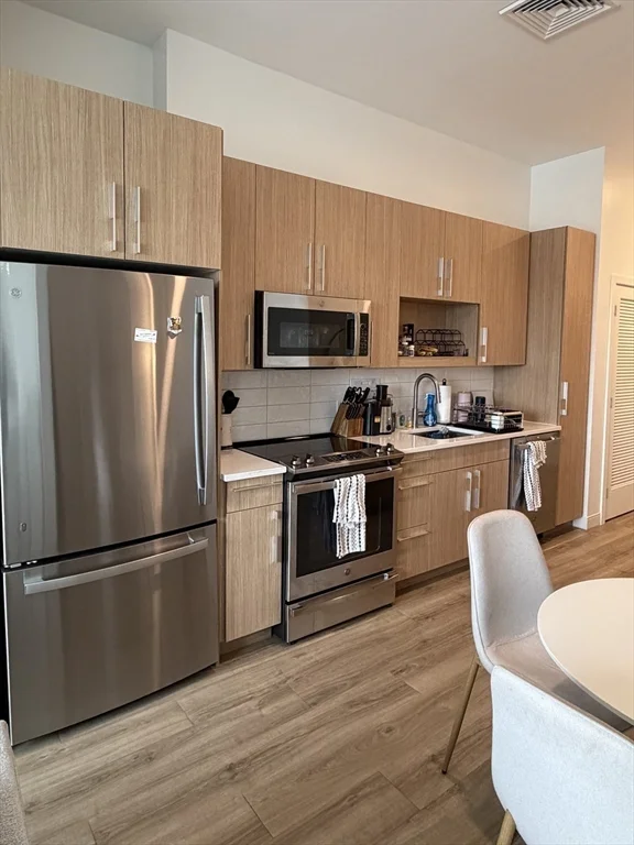 Studio bed, 1 bath apartment for rent at 301 Guest St Unit 304, Brighton — photo 2 of 17