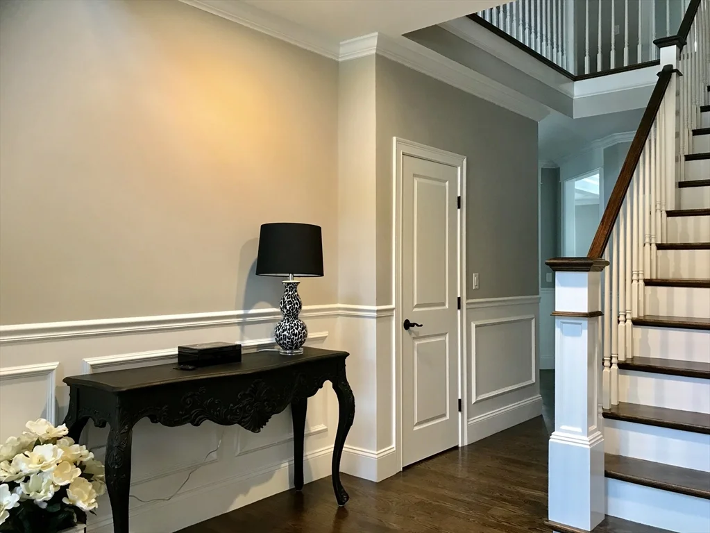 6 bed, 4+ bath apartment for rent at 301 Linden St, Wellesley — photo 2 of 24