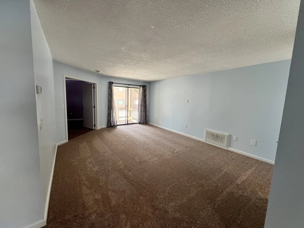 1 bed, 1 bath apartment for rent at 301 Trailside Way Unit 301, Ashland — photo 14 of 14