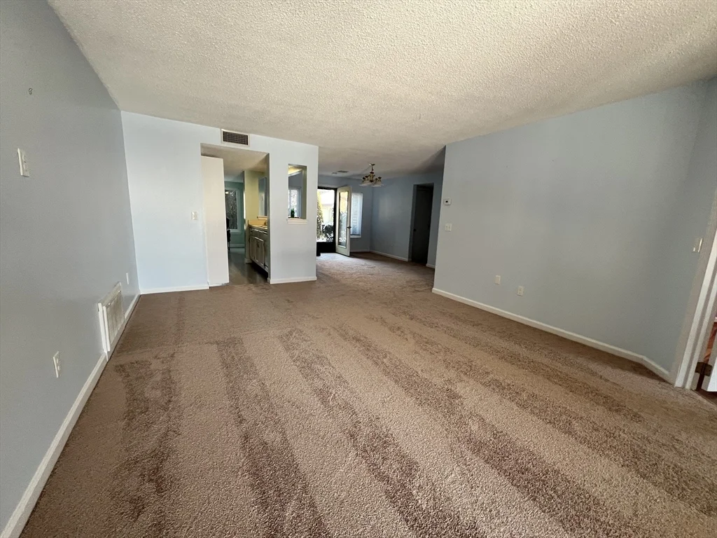 1 bed, 1 bath apartment for rent at 301 Trailside Way Unit 301, Ashland — photo 9 of 14