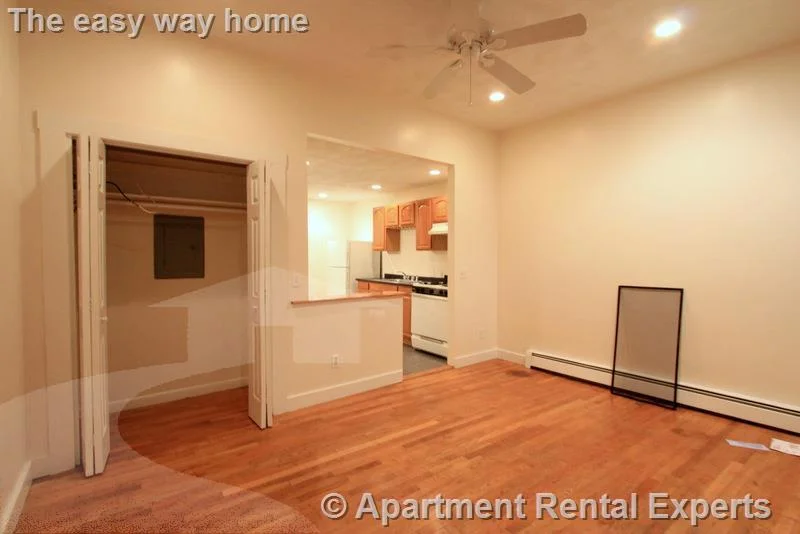 1 bed, 1 bath apartment for rent at 302 Highland Ave, Davis Square — photo 5 of 11