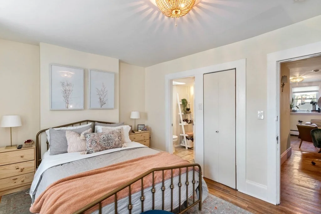1 bed, 1 bath apartment for rent at 302 K St Unit 4, Boston — photo 5 of 11