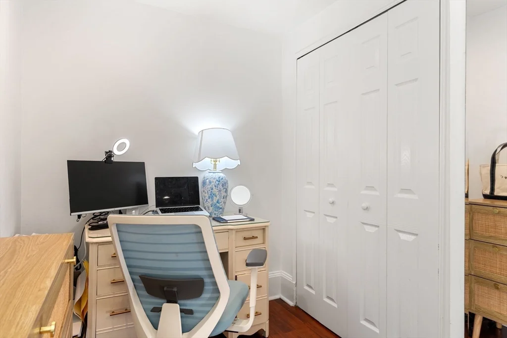 1 bed, 1 bath apartment for rent at 302 K St Unit B, South Boston — photo 5 of 19