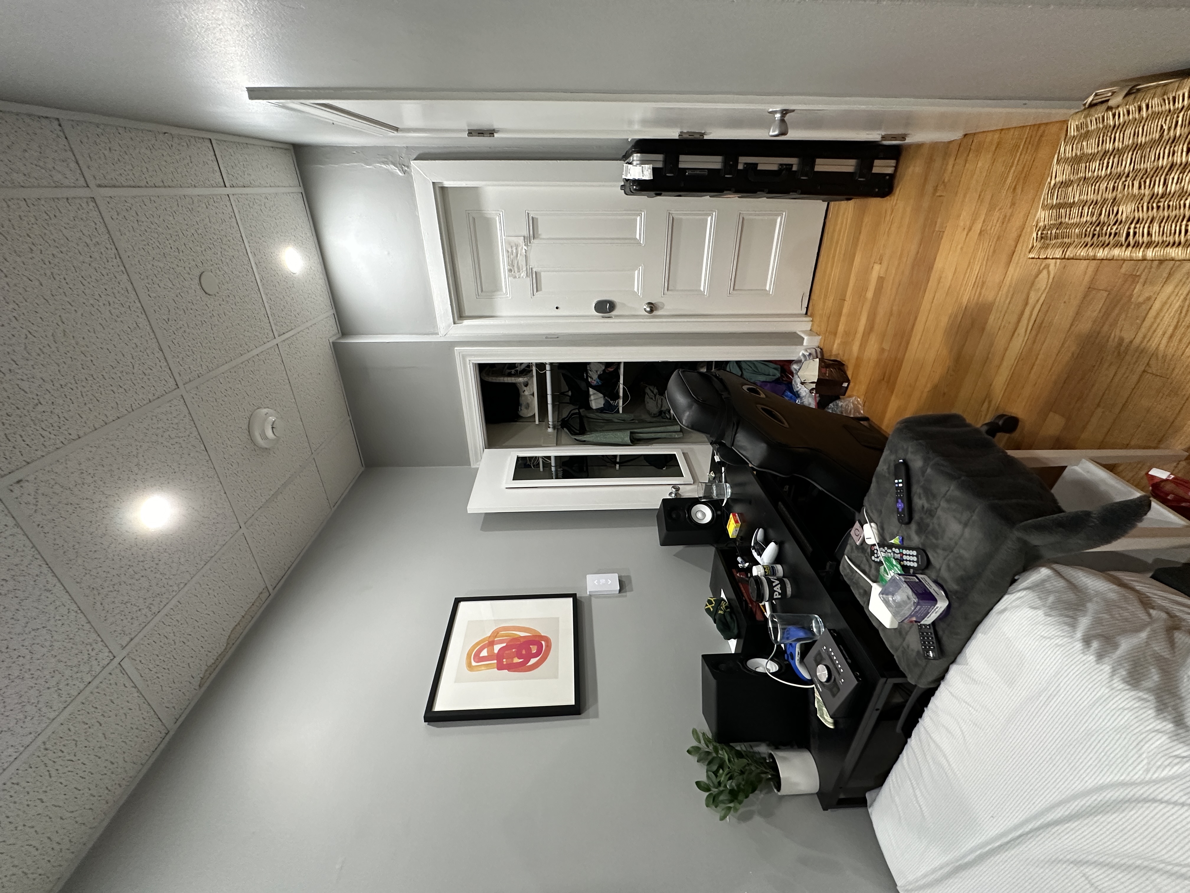 Studio bed, 1 bath apartment for rent at 302 Newbury St Unit 3, Back Bay — photo 9 of 14